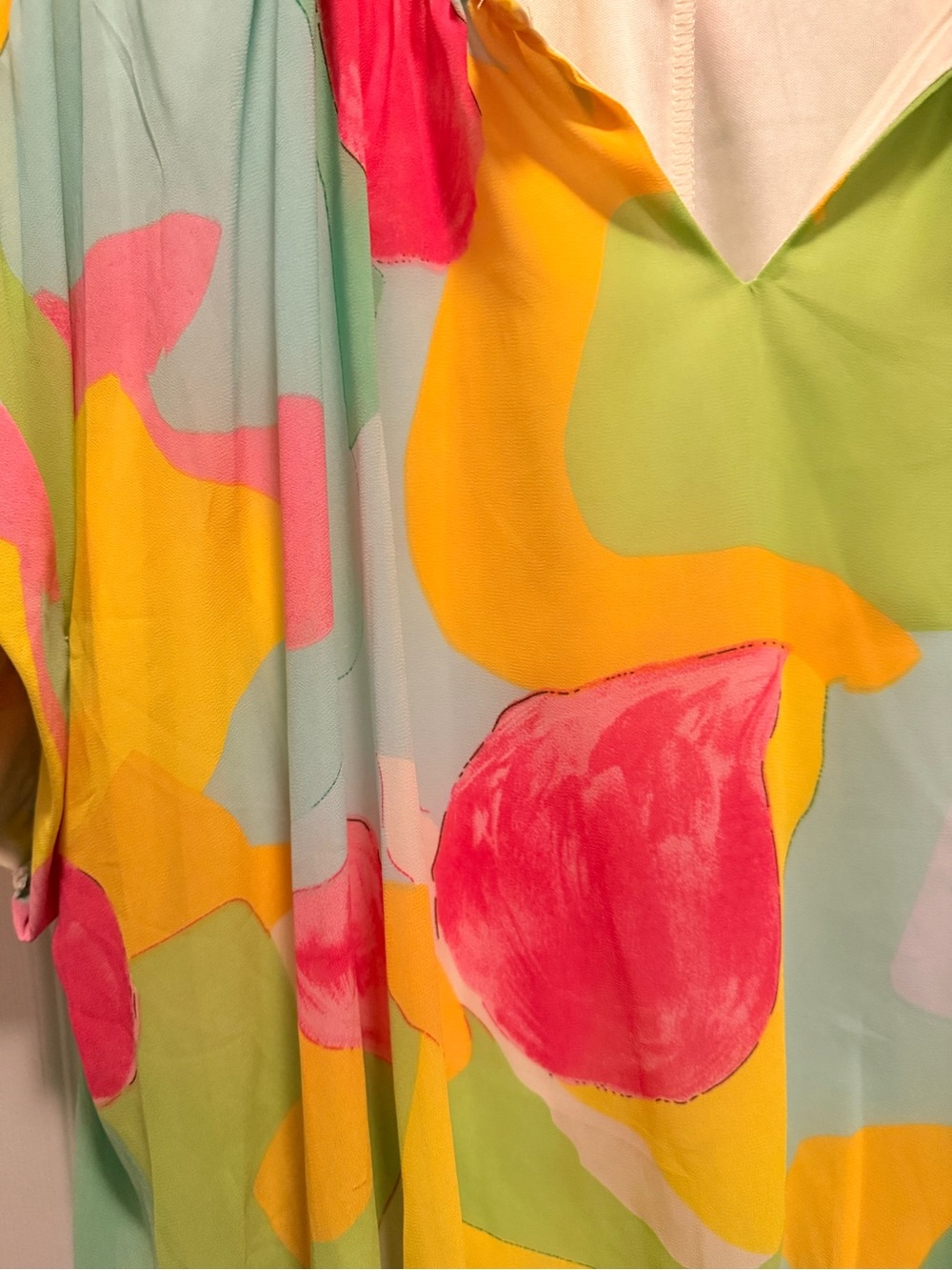 Entro Bright Abstract Multi-Color Blouse - Picture 5 of 6